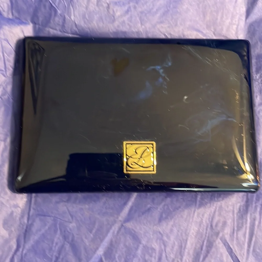 New Estée Lauder eyeshadow, blush, brushes and more Makeup